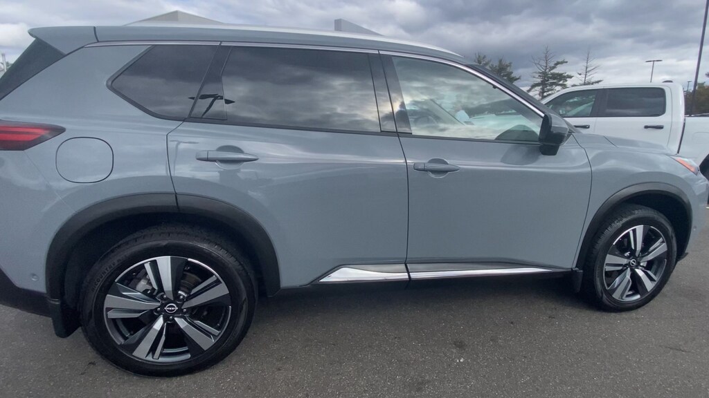 Used 2023 Nissan Rogue SL SUV