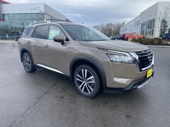 2025 Nissan Pathfinder Platinum SUV
