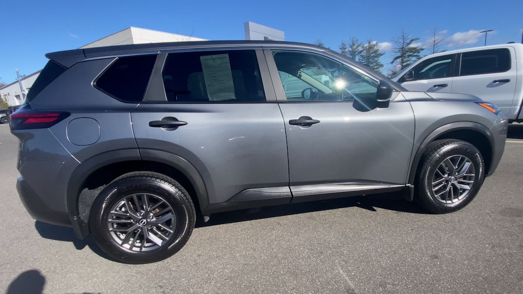 Used 2023 Nissan Rogue S SUV