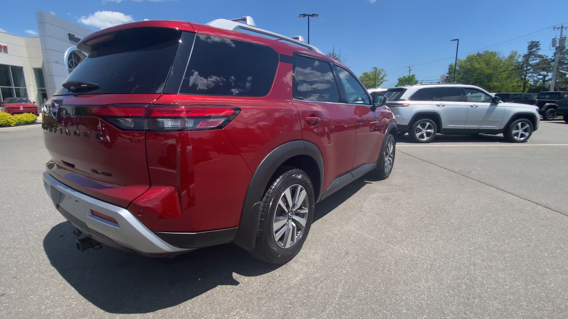 Used 2024 Nissan Pathfinder SL with VIN 5N1DR3CC6RC215520 for sale in Sanford, ME