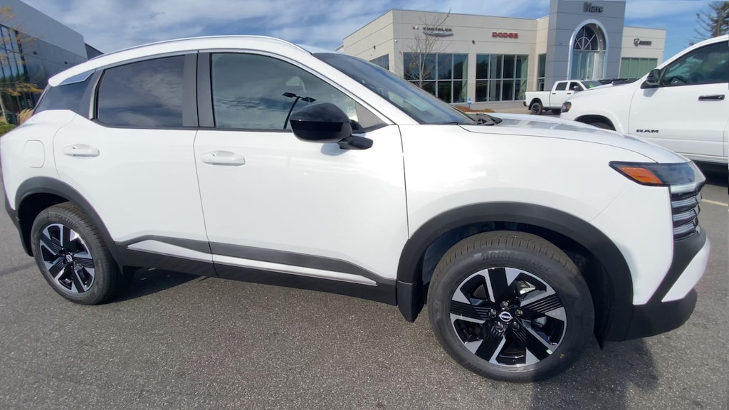 New 2026 Nissan Kicks SV SUV