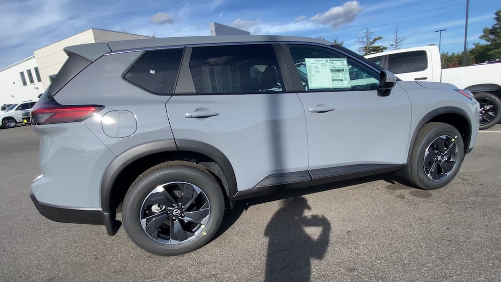 New 2026 Nissan Rogue SV SUV