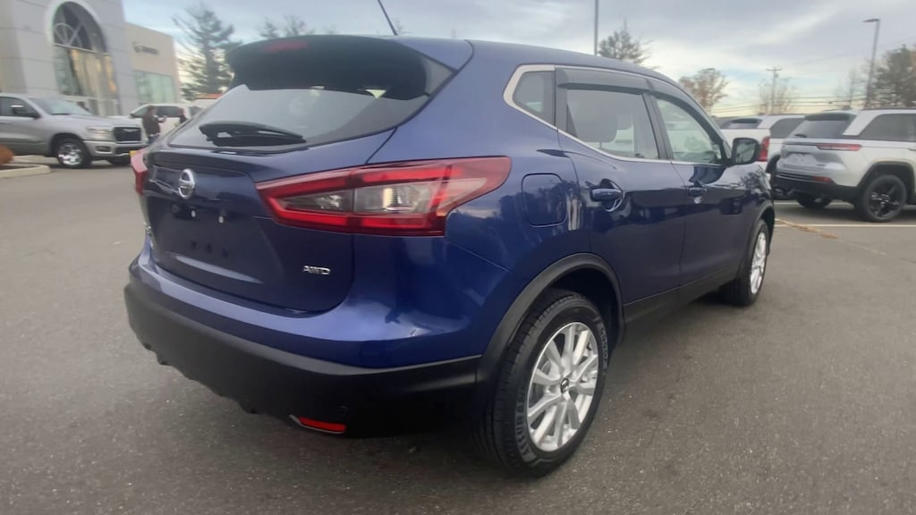 Used 2022 Nissan Rogue Sport S SUV
