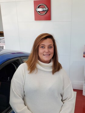 Staff member Nikki Keene from ID_4f47d4d7525b