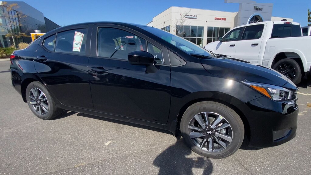 New 2025 Nissan Versa 1.6 SV Sedan