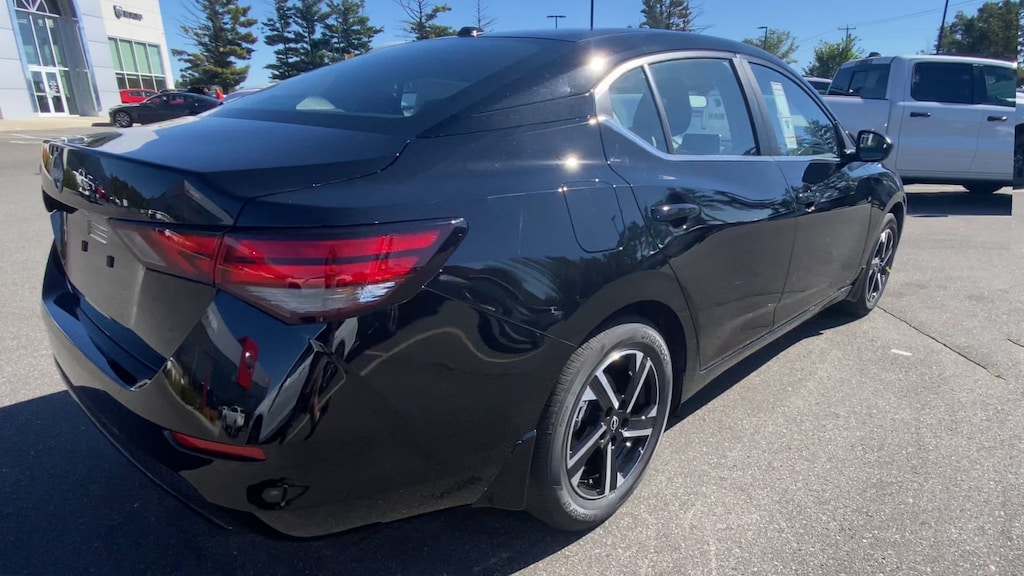 New 2025 Nissan Sentra SV Sedan