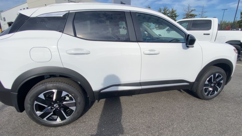 New 2026 Nissan Kicks SV SUV