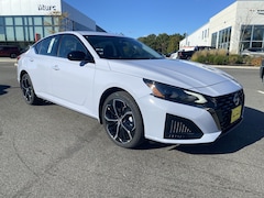 2025 Nissan Altima SR Sedan
