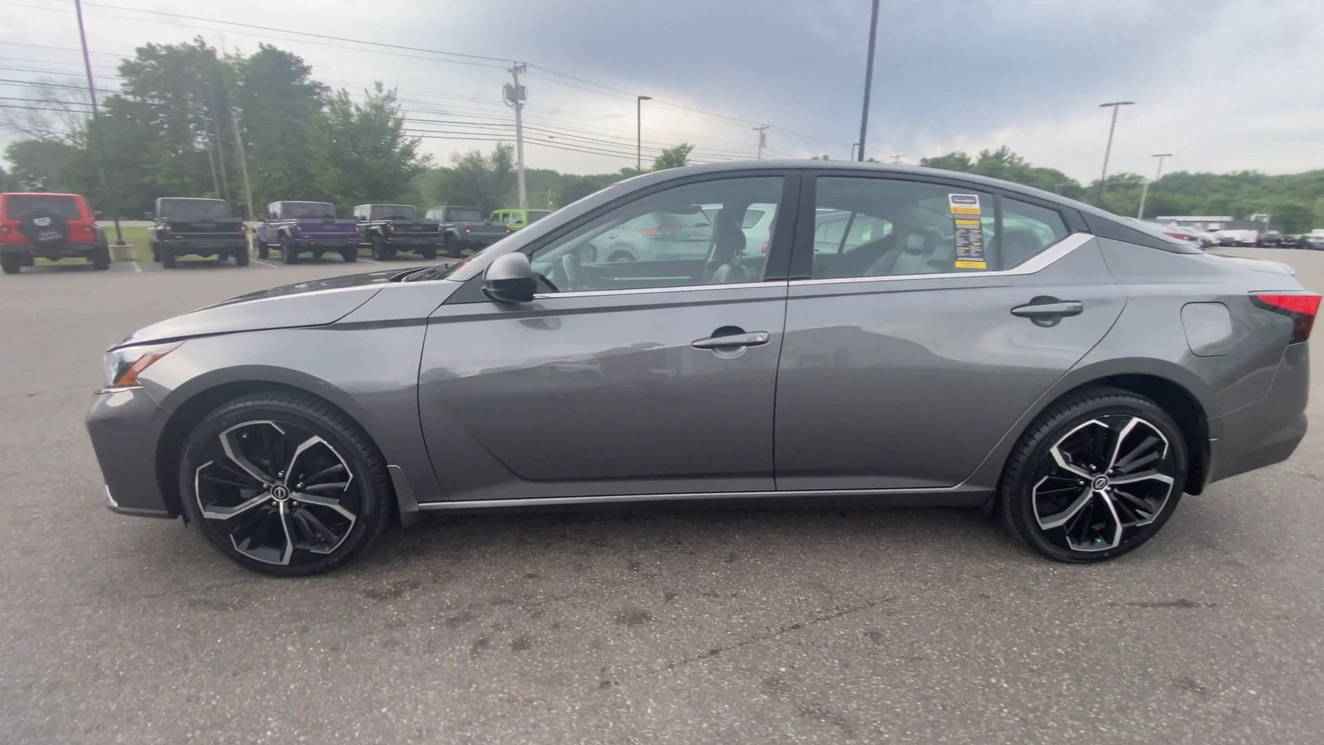 2024 Nissan Altima SR - Photo 7