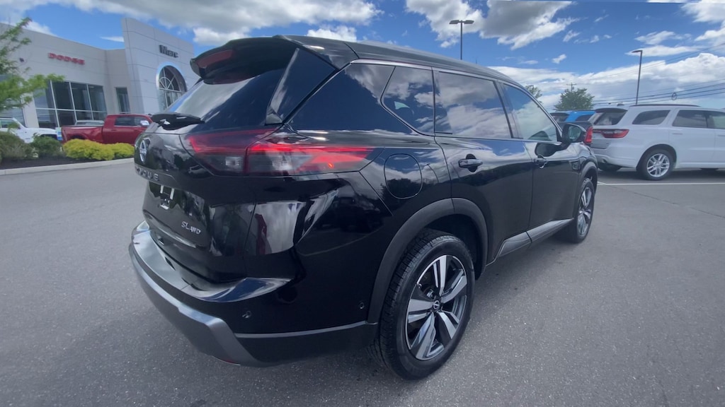 Used 2026 Nissan Rogue SL SUV
