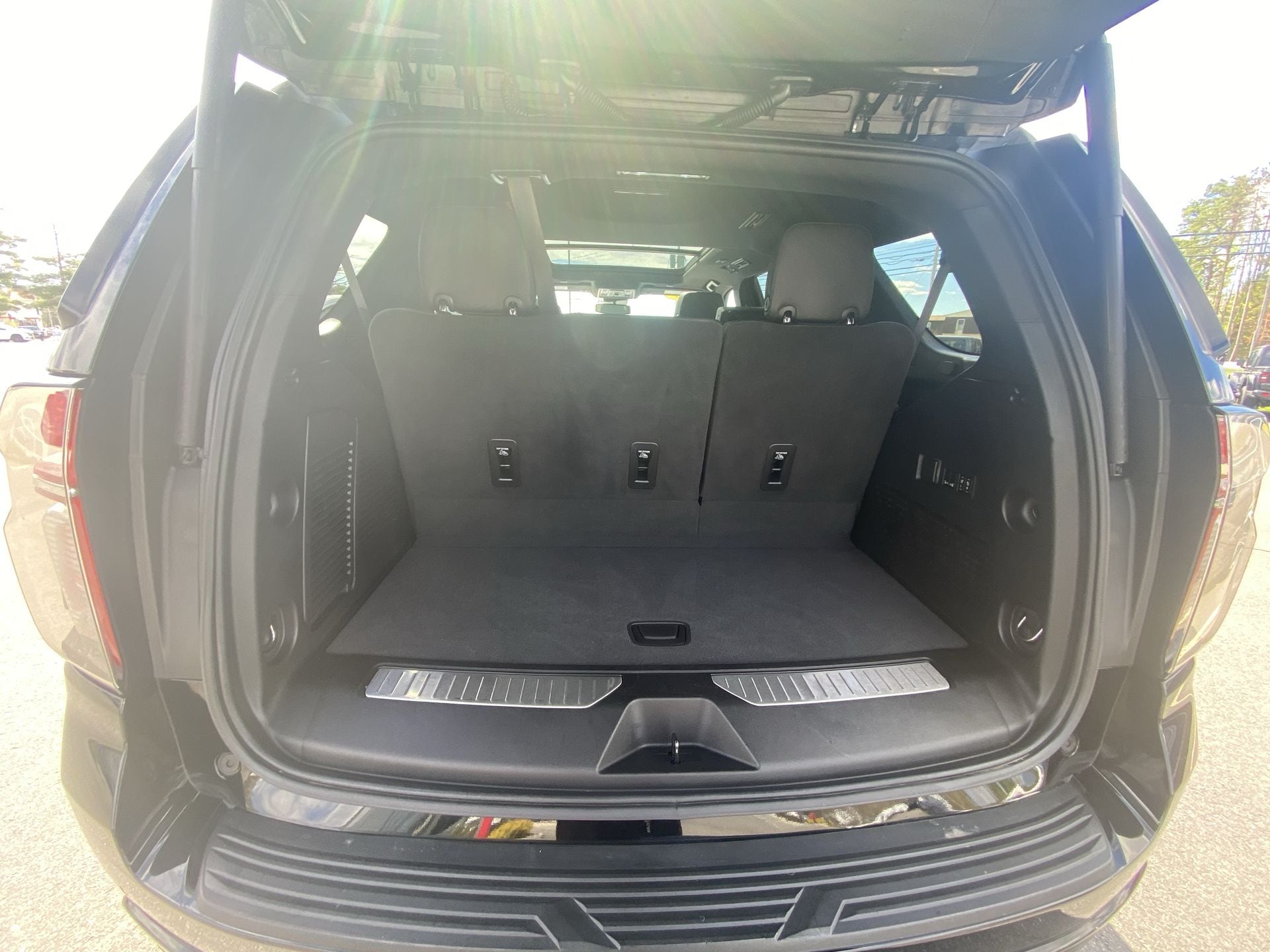 2023 Chevrolet Tahoe Z71 - Photo 24