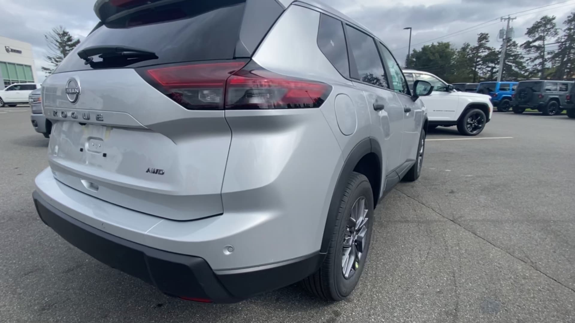 Used 2025 Nissan Rogue S with VIN 5N1BT3AB6SC775594 for sale in Sanford, ME