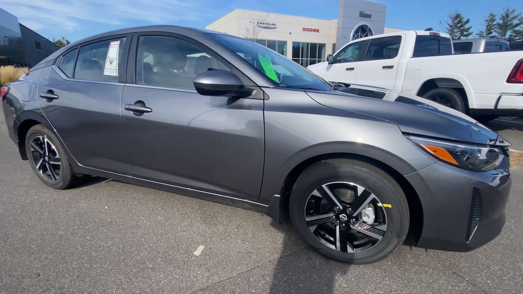 New 2025 Nissan Sentra SV Sedan