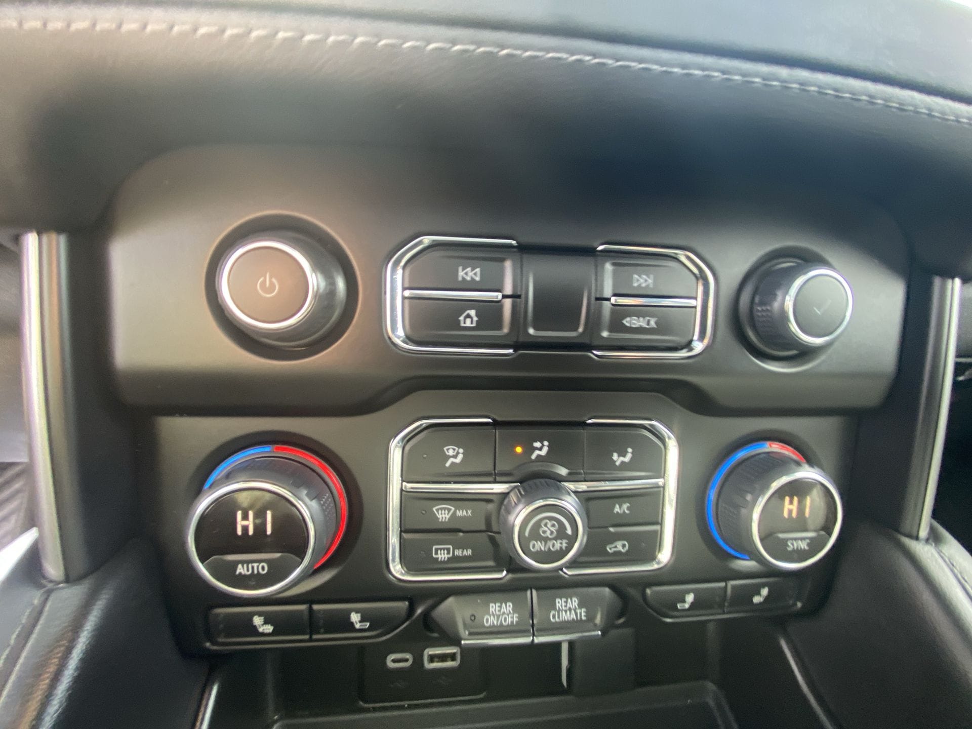2023 Chevrolet Tahoe Z71 - Photo 18