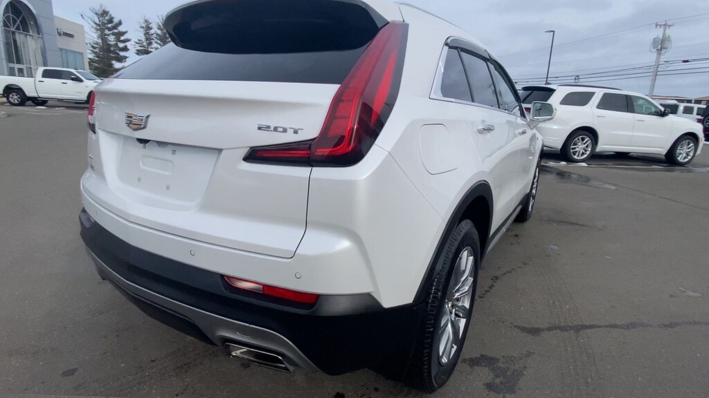 Used 2019 CADILLAC XT4 SUV