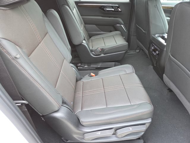 2026 Chevrolet Suburban High Country - Photo 25