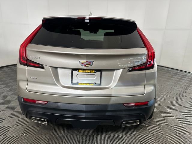 2023 Cadillac XT4 Luxury photo 3