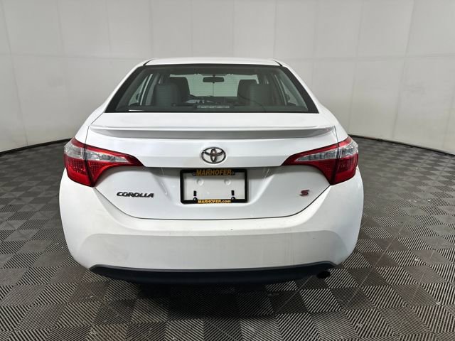 2016 Toyota Corolla L photo 3