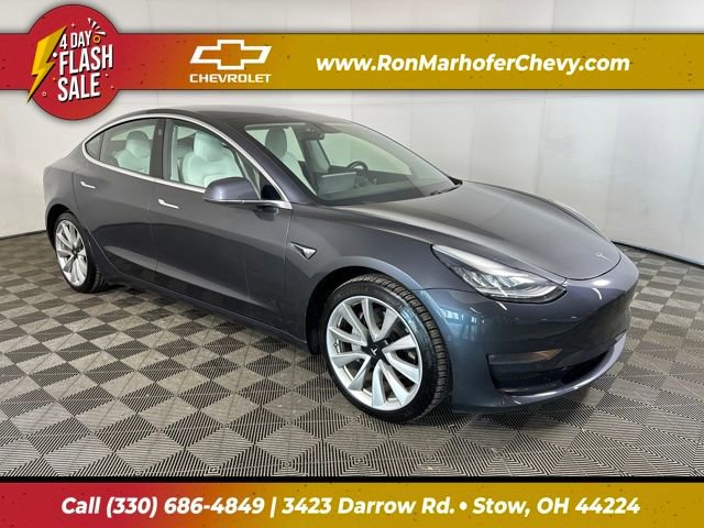 2019 Tesla Model 3 Long Range's photo