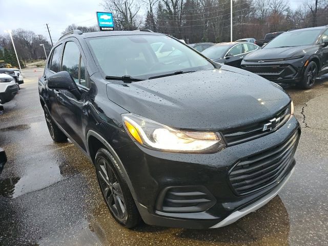 Used 2019 Chevrolet Trax LT with VIN 3GNCJPSB0KL323396 for sale in Stow, OH