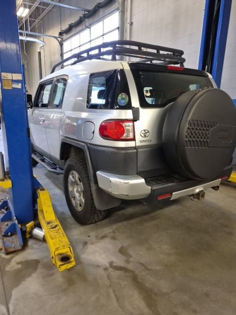 2008 Toyota FJ Cruiser Base photo 2
