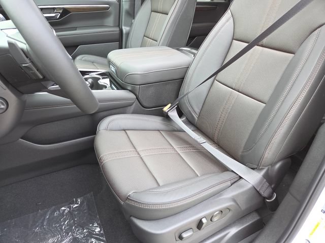 2026 Chevrolet Suburban High Country - Photo 28