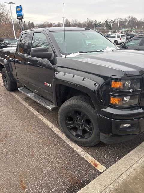 Used 2015 Chevrolet Silverado 1500 LT with VIN 1GCVKREC0FZ372935 for sale in Stow, OH