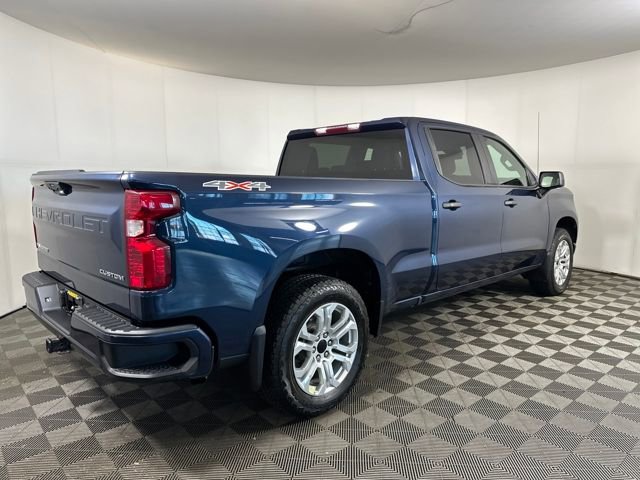 2023 Chevrolet Silverado 1500 Custom photo 3