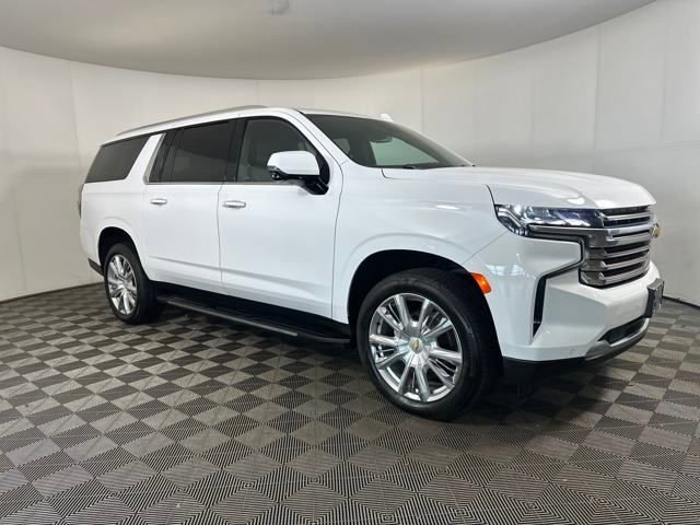2023 Chevrolet Suburban High Country photo 2