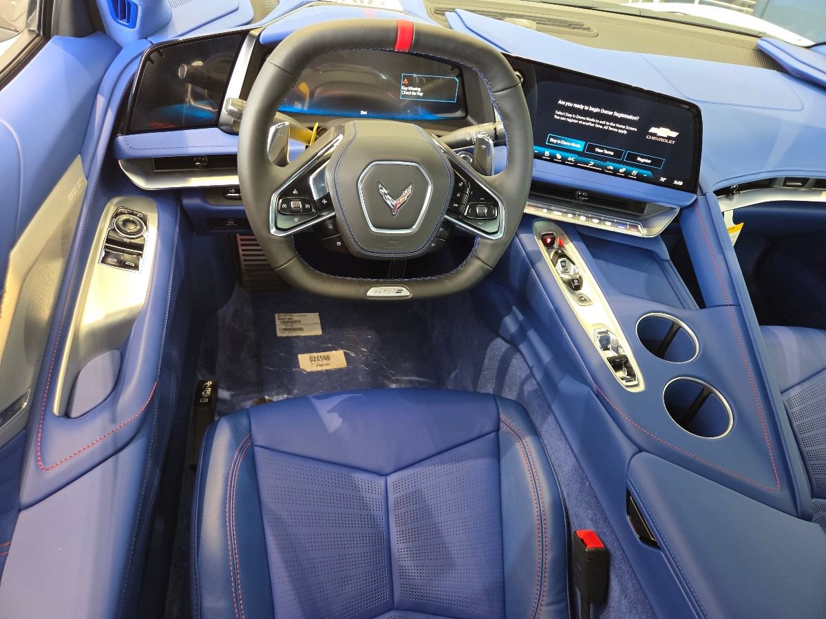 2027 Chevrolet Corvette 3LT - Photo 30