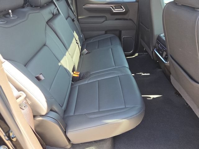 2026 Chevrolet Silverado 1500 LTZ - Photo 20