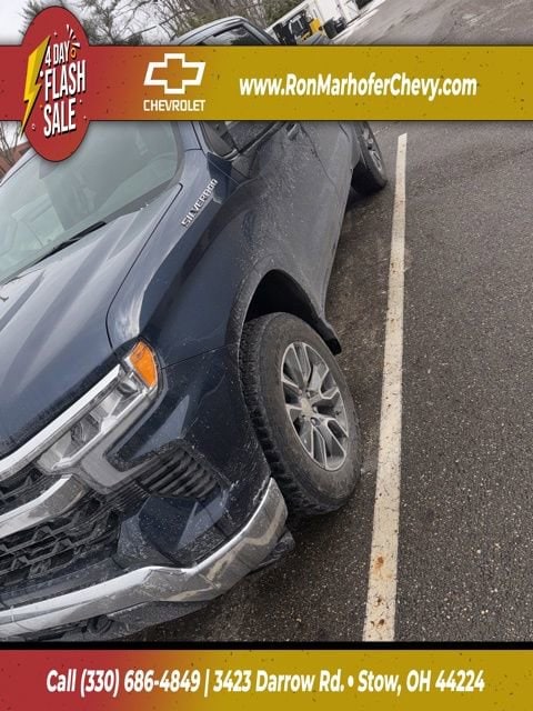 2023 Chevrolet Silverado 1500 LT's photo