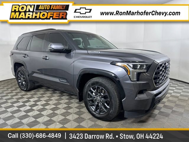 2023 Toyota Sequoia Platinum's photo