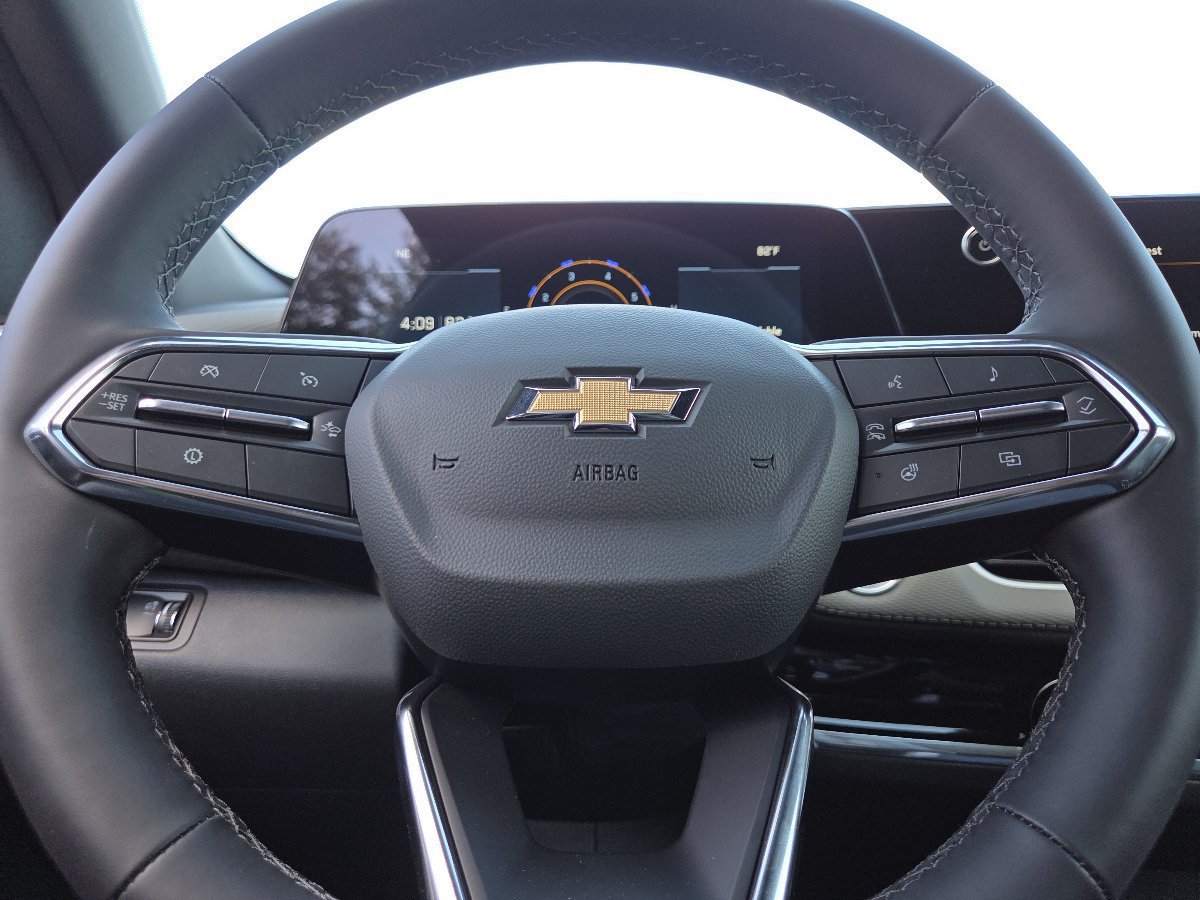 2027 Chevrolet Equinox LT - Photo 31