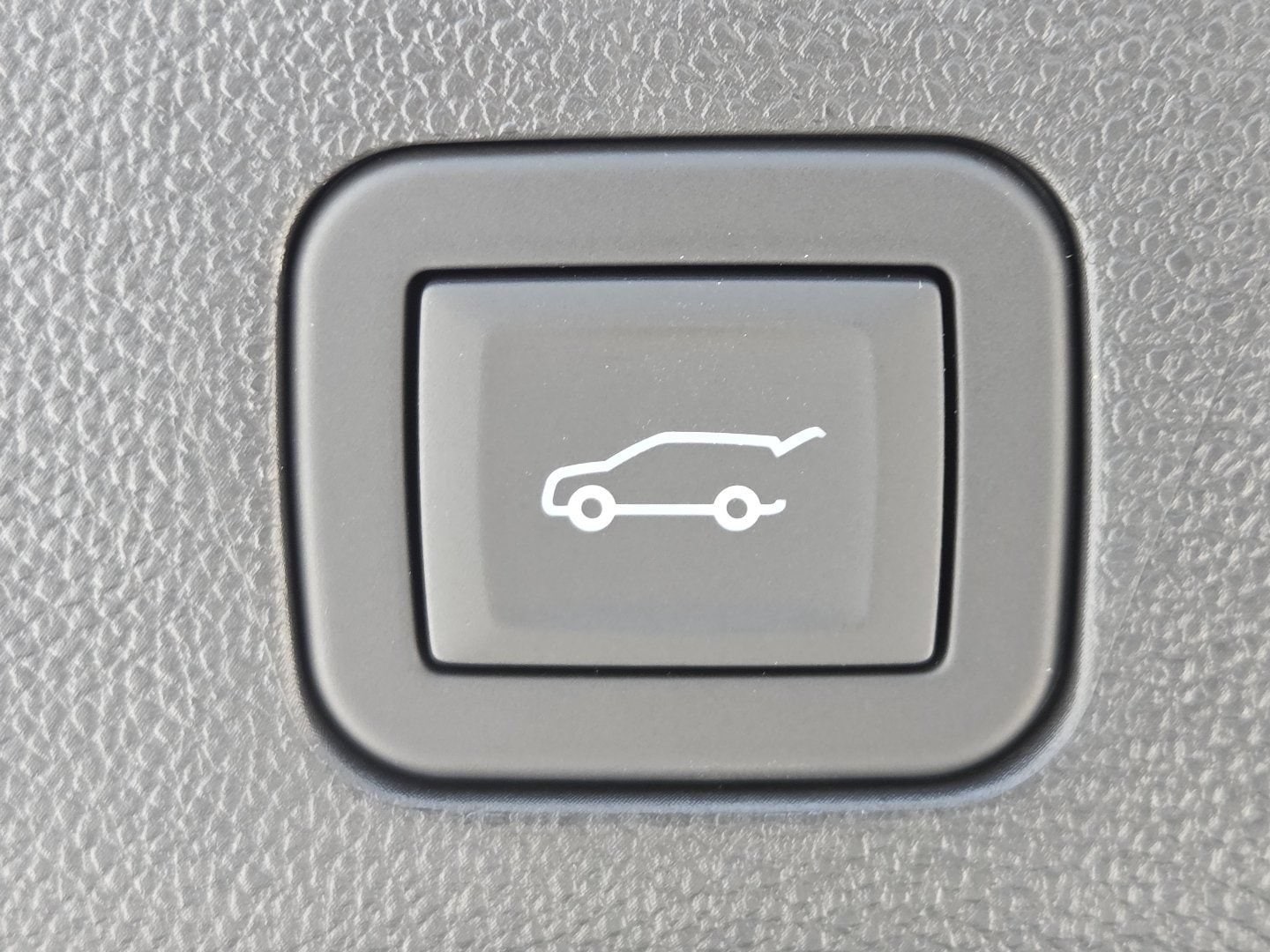 2026 Chevrolet Tahoe Premier - Photo 24