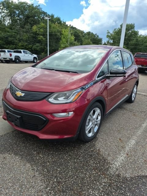 2021 Chevrolet Bolt EV photo 2