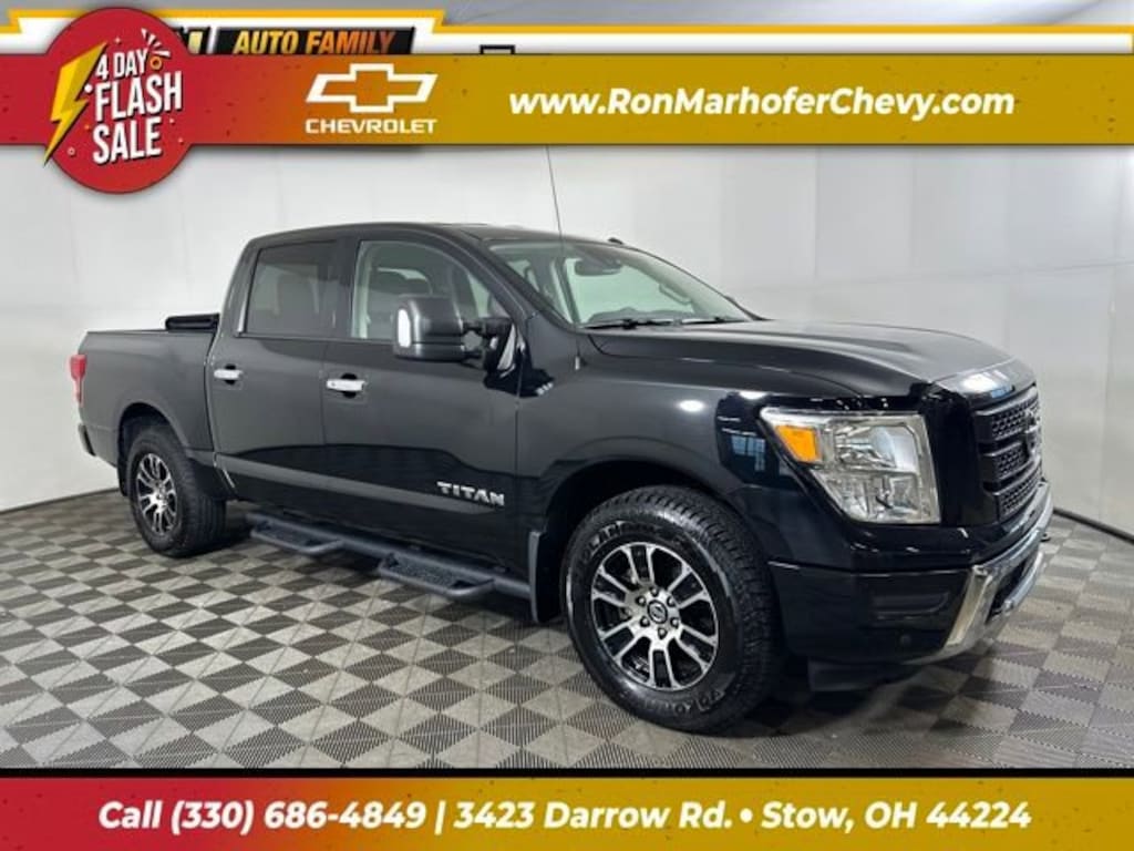 Used 2021 Nissan Titan SV Truck Crew Cab