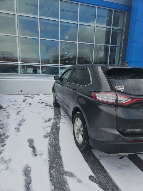 2017 Ford Edge SEL photo 3