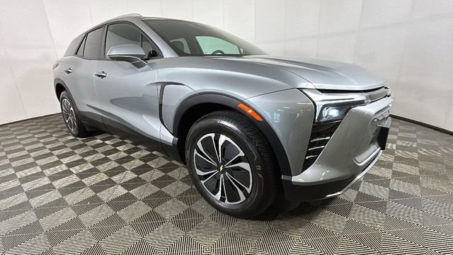 Used 2024 Chevrolet Blazer EV LT with VIN 3GNKDBRJ9RS199468 for sale in Stow, OH