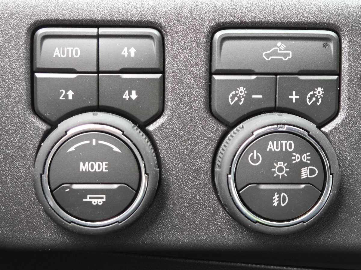2026 Chevrolet Silverado 1500 LT Trail Boss - Photo 7