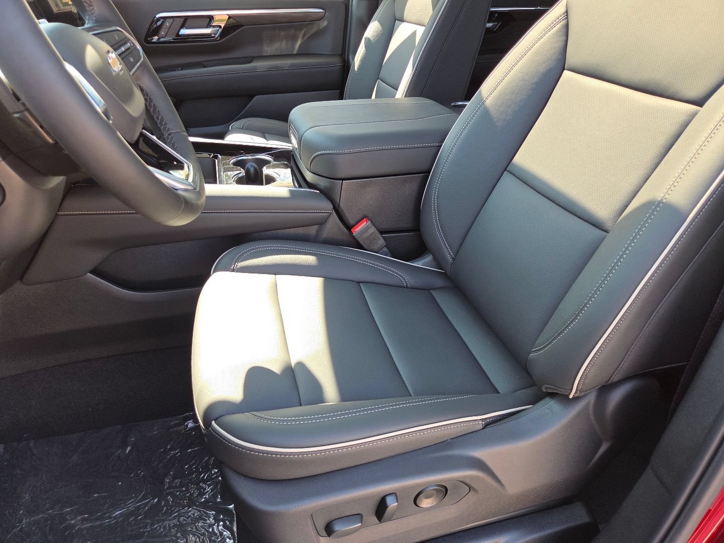 2026 Chevrolet Tahoe Premier - Photo 31