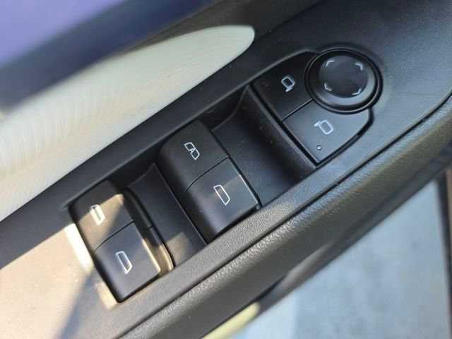 2026 Chevrolet Equinox EV 2LT - Photo 13