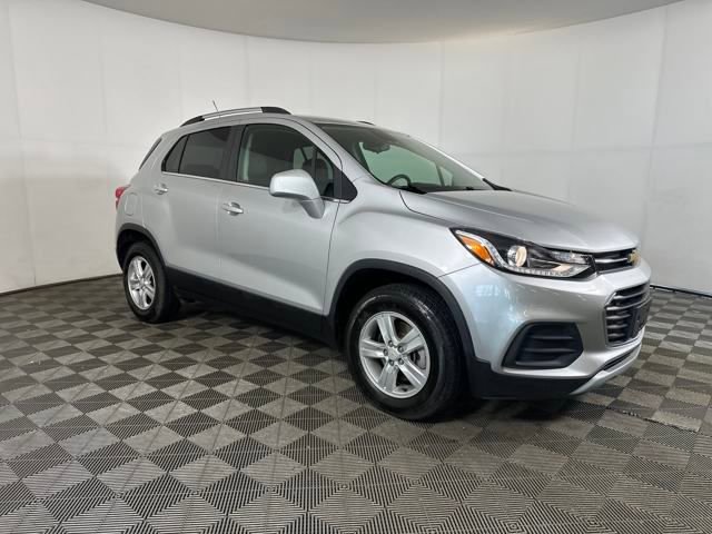 Used 2020 Chevrolet Trax LT with VIN KL7CJPSB1LB322993 for sale in Stow, OH