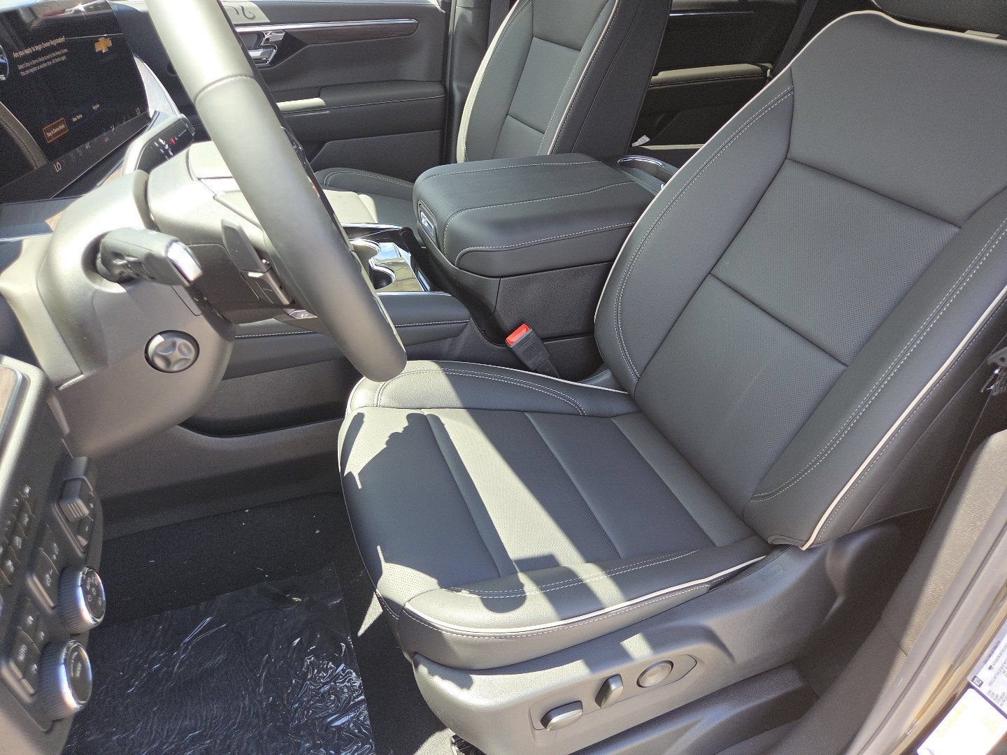 2026 Chevrolet Tahoe Premier - Photo 29