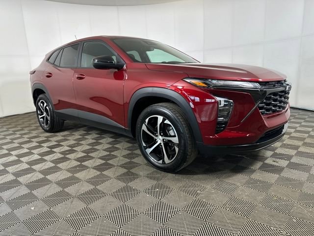 Used 2024 Chevrolet Trax RS with VIN KL77LGE28RC024953 for sale in Stow, OH