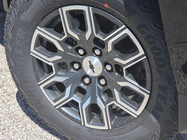 2026 Chevrolet Colorado Z71 - Photo 15