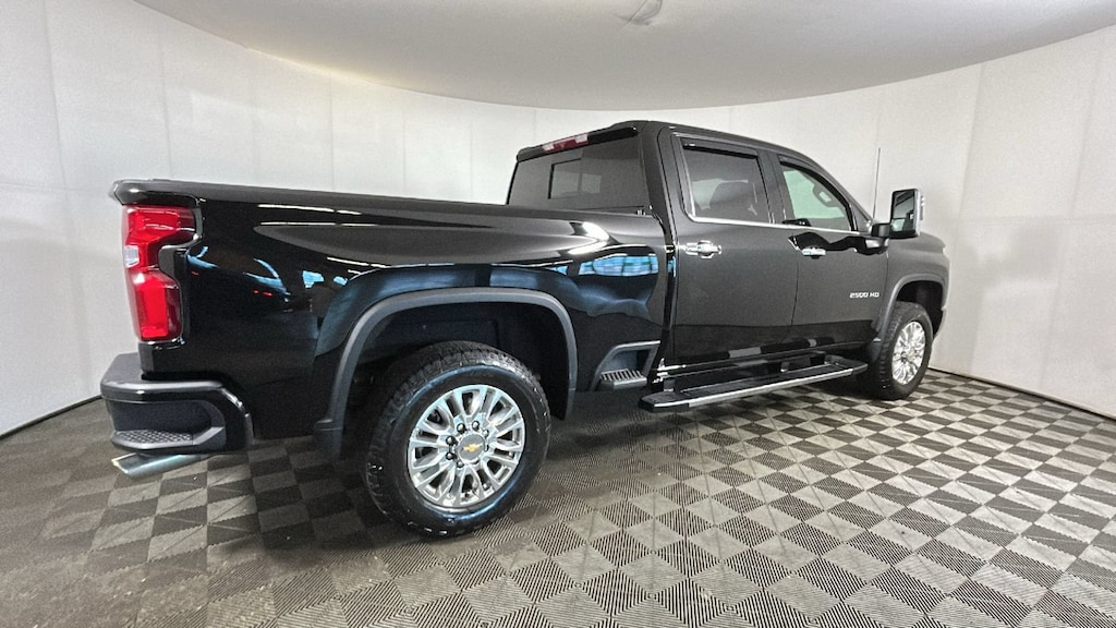 Used 2023 Chevrolet Silverado 2500 HD High Country Truck Crew Cab