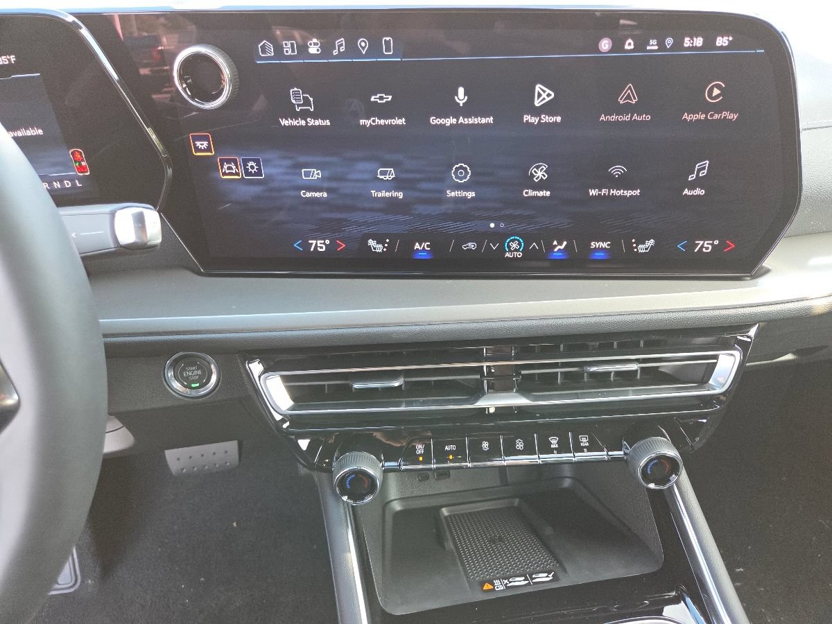 2027 Chevrolet Traverse LT - Photo 37