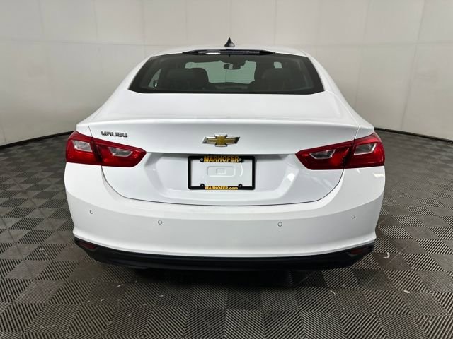 2023 Chevrolet Malibu LS photo 4