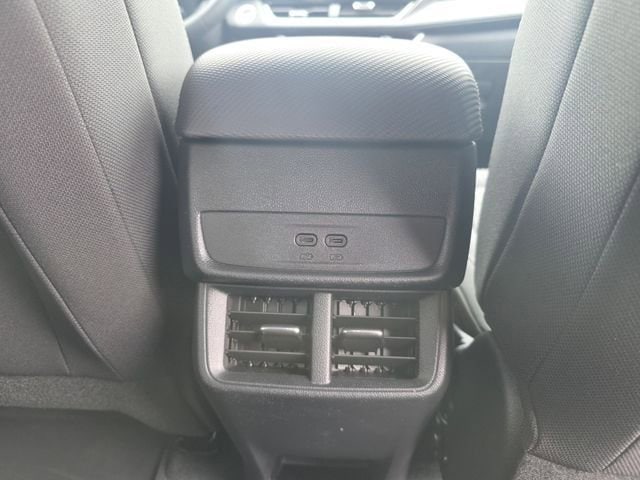 2026 Chevrolet Equinox LT - Photo 21